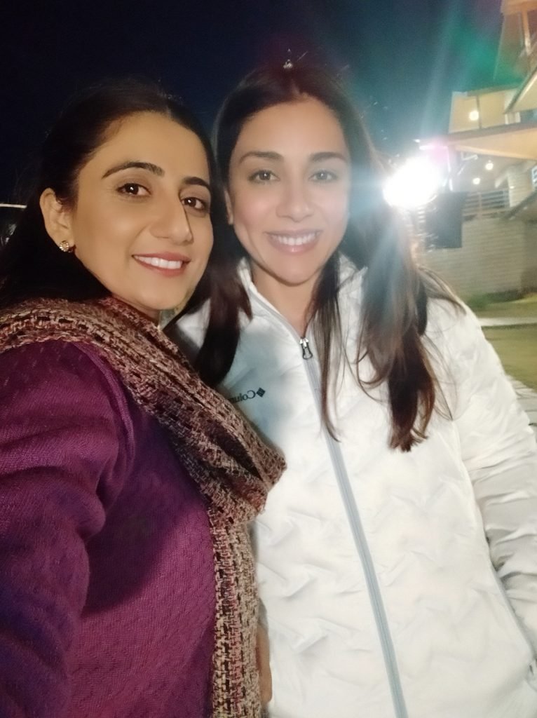 Dipti & Jaya (Gagan Randhawa & Amrita Puri)